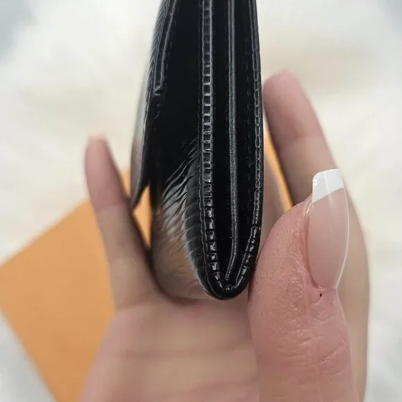 ❗SOLD❗Louis Vuitton Black Epi Compact Wallet - Picture 9 of 13